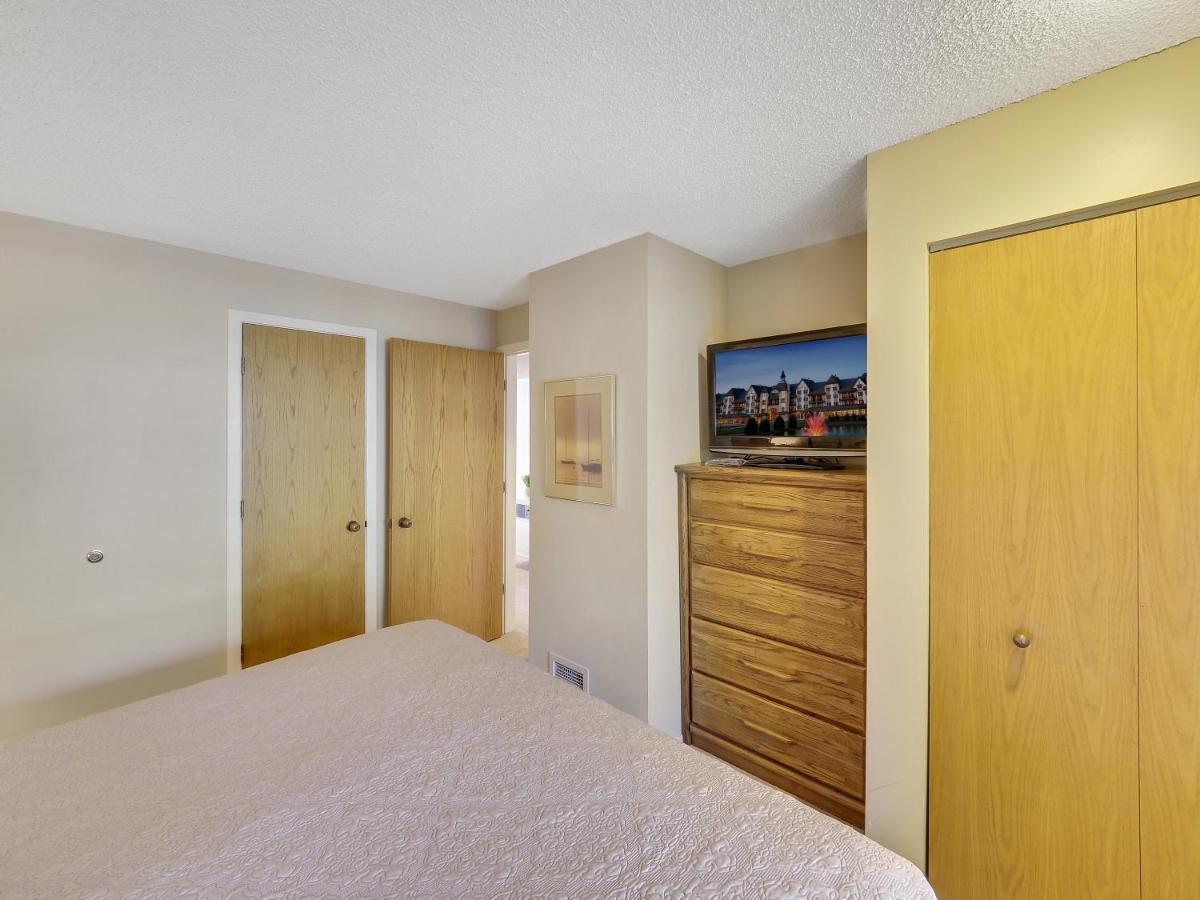 228 Edgewater Inn Charlevoix Dış mekan fotoğraf