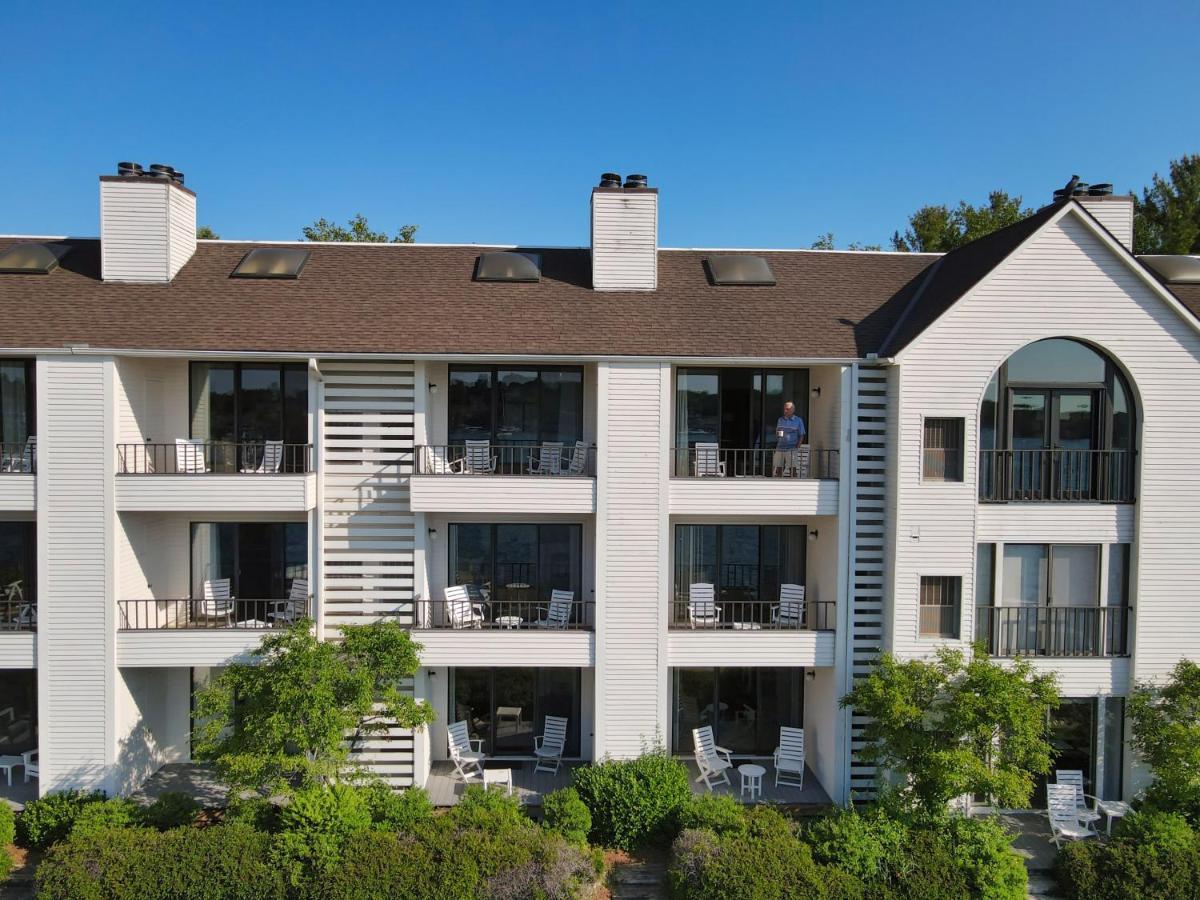 228 Edgewater Inn Charlevoix Dış mekan fotoğraf